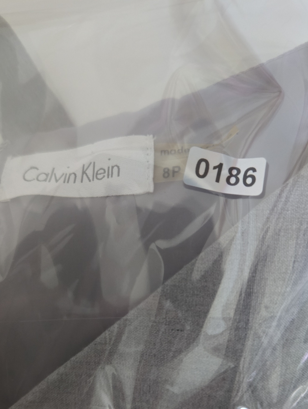 Calvin Klein Taylored Light Gray Cow-Neck Cap Sleeve Shealth Midi Dress 8P - Picture 13 of 13